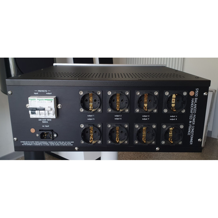 S1500 - Balanced Power Conditionner